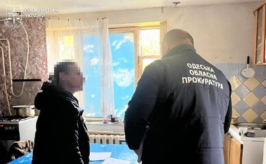 В Одесі бабуся побила 3-місячного онука: прокуратура повідомила про підозру
