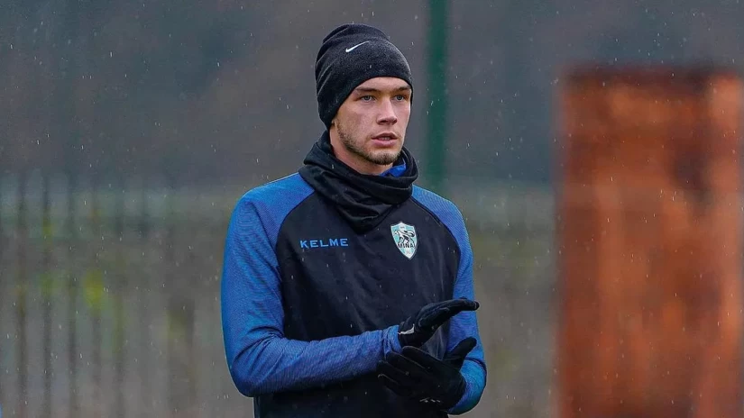 ФК «Колос» звільнив нападника Колесника після удару військового ТЦК