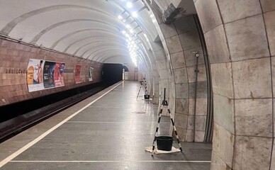 Чому в метро Києва з’являються мокрі плями та як у підземці борються з протіканнями