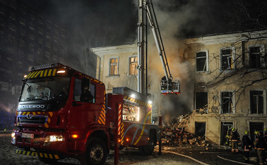 Как прошла ночь: Россия атаковала Украину 133 дронами - в Одессе трое пострадавших, во Львове попали в здание СБУ