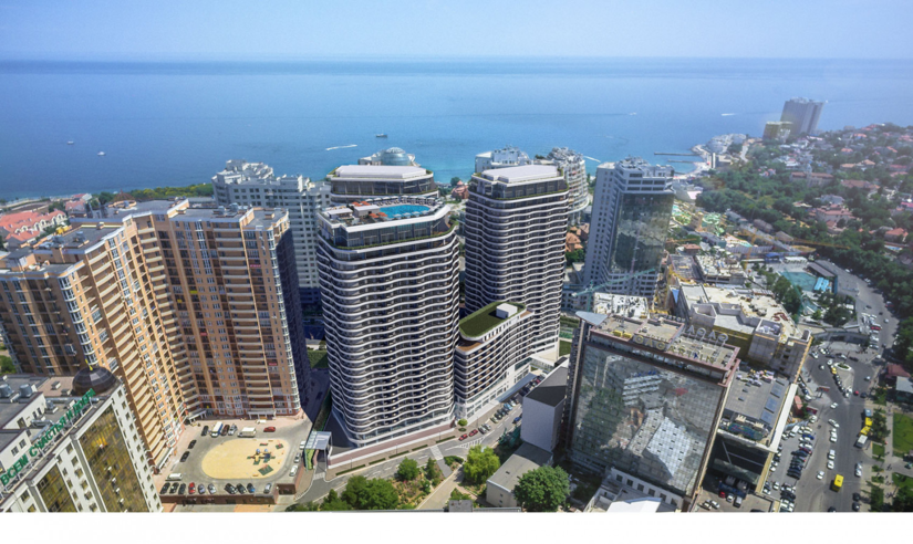 На Гагарінському плато з'явилася 30-метрова тріщина на дорозі — влада мовчить