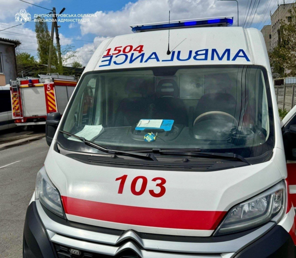 В больницах Днепра и района остается почти десяток раненых в результате обстрелов
