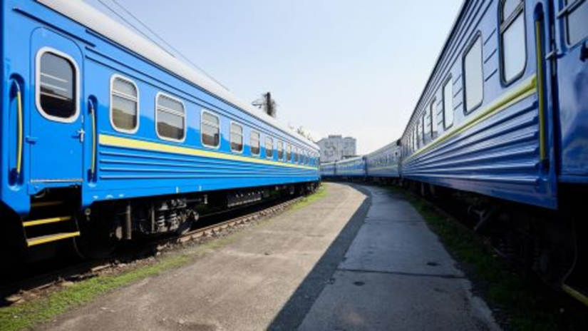 У поїзді Дніпро — Ясиня показали інклюзивний вагон-«хостел»