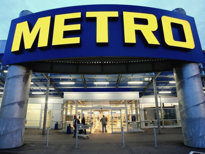 В Полтаве METRO предупредила о сбоях с товарами после удара по складам