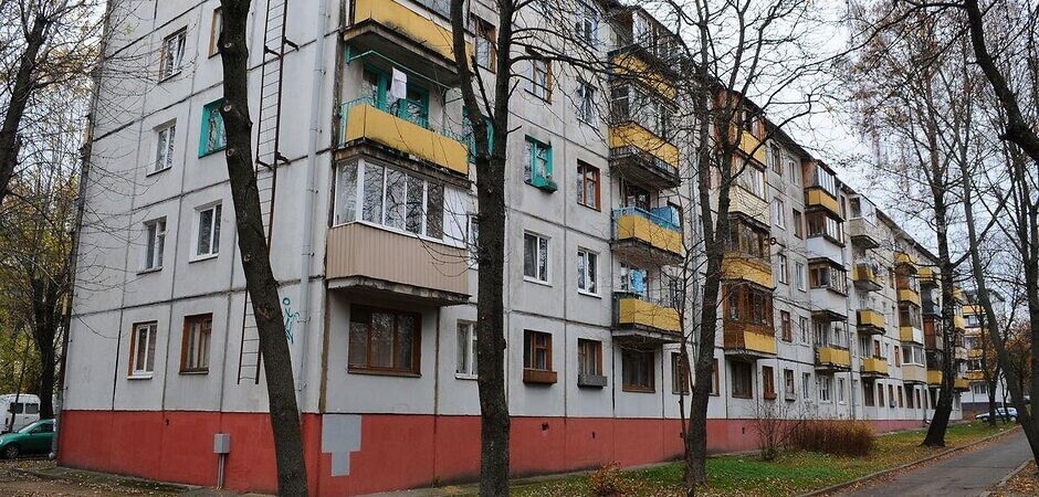 Серія 1-438А